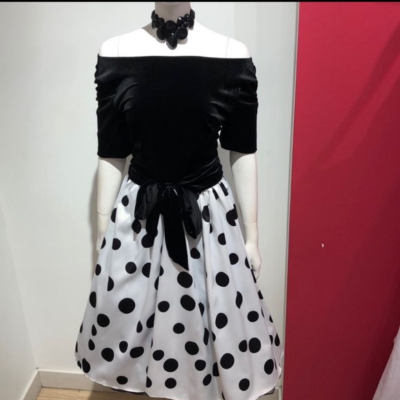 HP❣️ Polka Dot Dress Size S - Picture 6 of 8